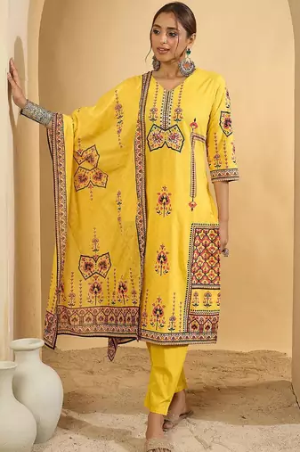 Ethnic Motifs Printed V-Neck Pure Cotton Straight Kurta With Trousers & Dupatta