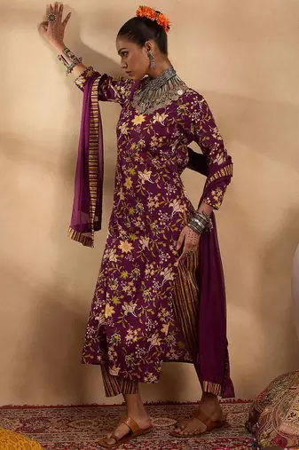 Floral Printed Straight Pure Cotton Kurta with Trousers & Dupatta