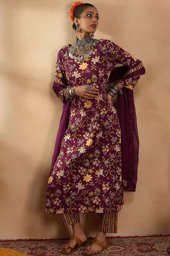Floral Printed Straight Pure Cotton Kurta with Trousers & Dupatta