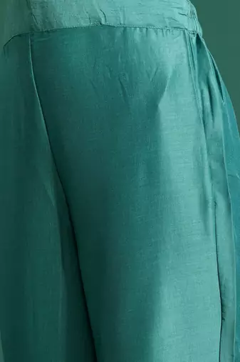 Ethnic Motifs Yoke Design Thread Work Kurta With Trousers & Dupatta