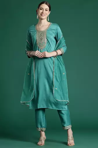 Ethnic Motifs Yoke Design Thread Work Kurta With Trousers & Dupatta