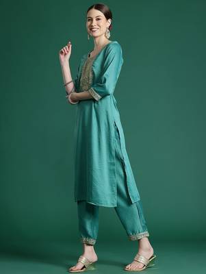 Ethnic Motifs Yoke Design Thread Work Kurta With Trousers & Dupatta 6