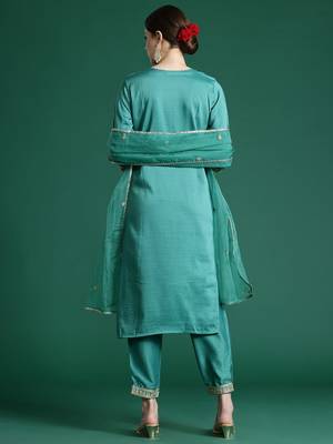 Ethnic Motifs Yoke Design Thread Work Kurta With Trousers & Dupatta 7