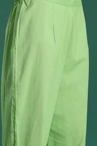 Women Floral Printed Pure Cotton Kurta with Trousers & With Dupatta