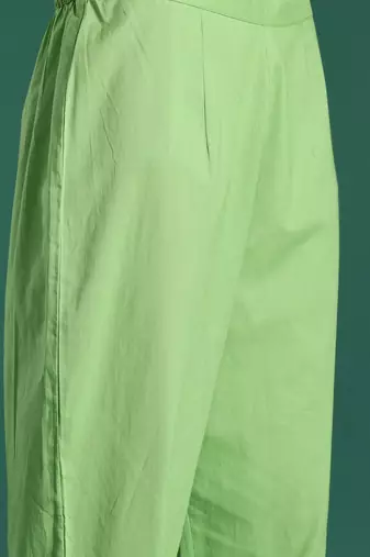 Women Floral Printed Pure Cotton Kurta with Trousers & With Dupatta