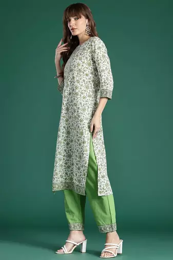 Women Floral Printed Pure Cotton Kurta with Trousers & With Dupatta
