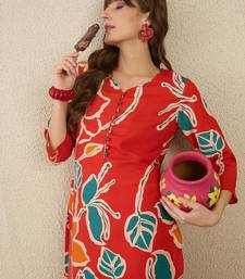 Women Floral Printed Pure Cotton Kurta with Trousers