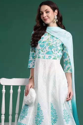 Women Floral Printed Regular Pure Cotton Kurta Set
