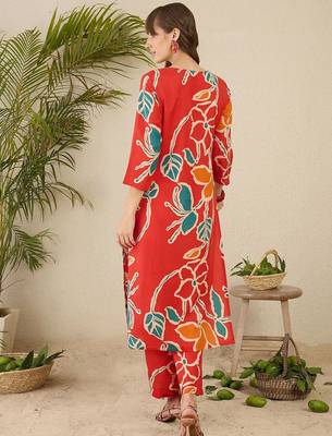 Women Floral Printed Pure Cotton Kurta with Trousers 6