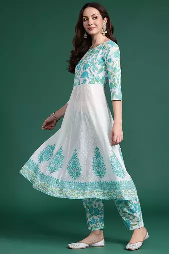 Women Floral Printed Regular Pure Cotton Kurta Set