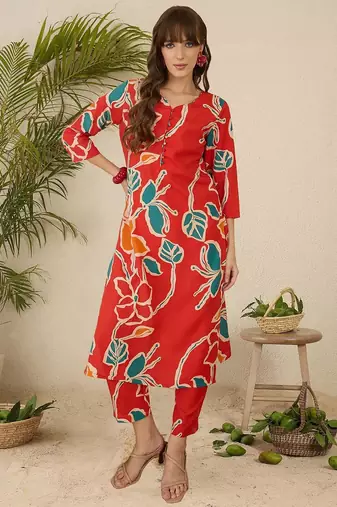 Women Floral Printed Pure Cotton Kurta with Trousers