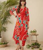 Women Floral Printed Pure Cotton Kurta with Trousers