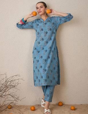 Floral Printed Pure Cotton V-Neck Straight Kurta With Trousers 1
