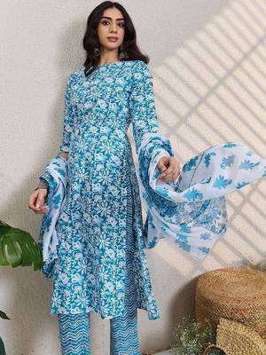 women floral printed regular  cotton kurta with trousers & dupatta 6