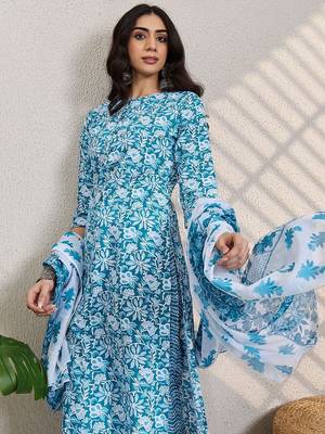 women floral printed regular  cotton kurta with trousers & dupatta 7