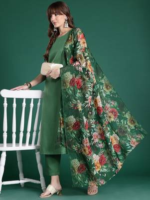 Kurta With Trousers & Dupatta 1