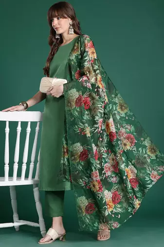 Kurta With Trousers & Dupatta