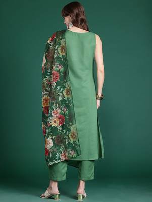 Kurta With Trousers & Dupatta 7