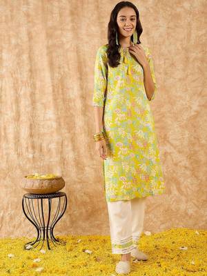 Floral Printed Straight Kurta with Trousers 1