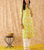 Floral Printed Straight Kurta with Trousers