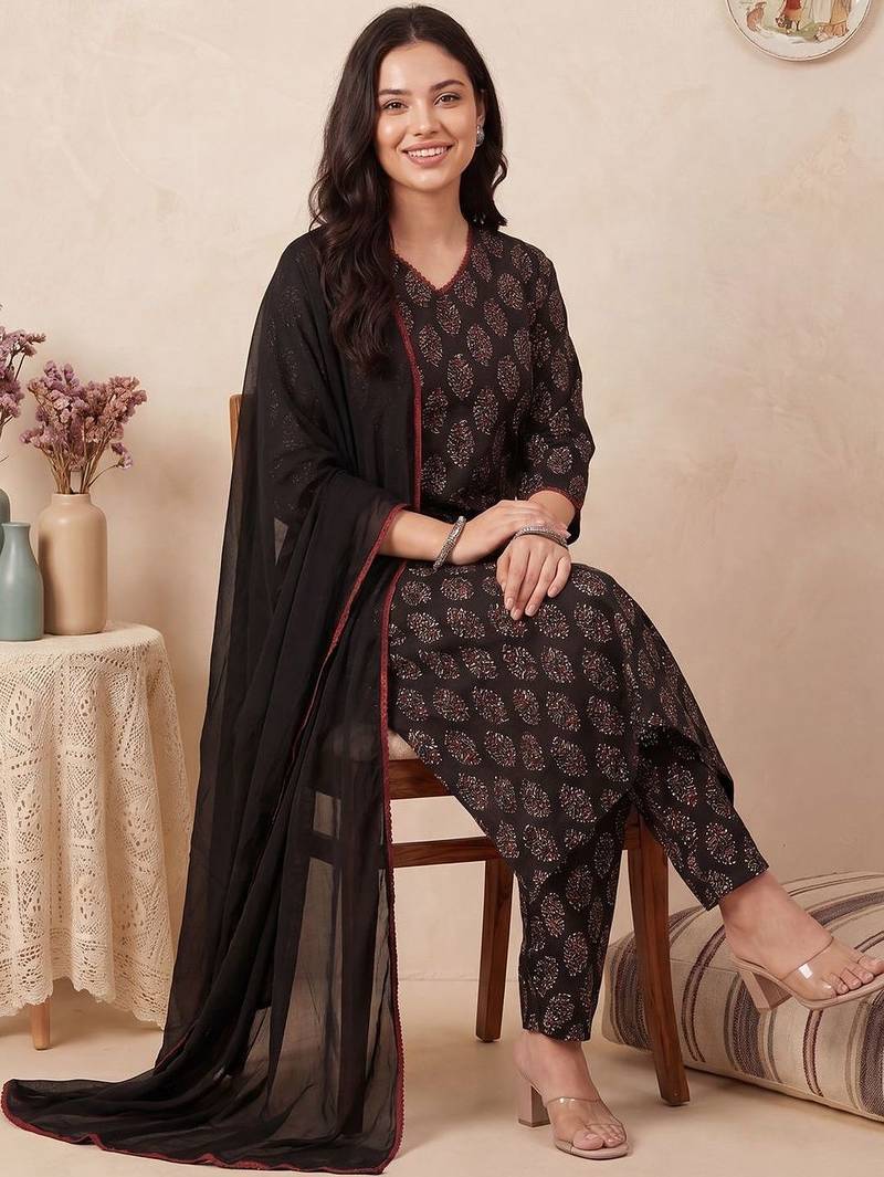 Women Ethnic Motifs Printed Regular Pure Cotton Kurta with Trousers & With Dupatta