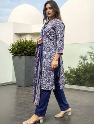 Women Printed Regular Cotton Kurta with Trousers & With Dupatta 2