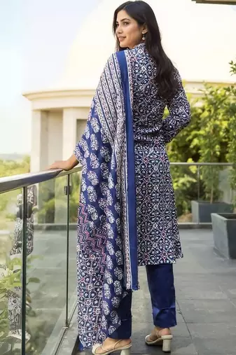 Women Printed Regular Cotton Kurta with Trousers & With Dupatta