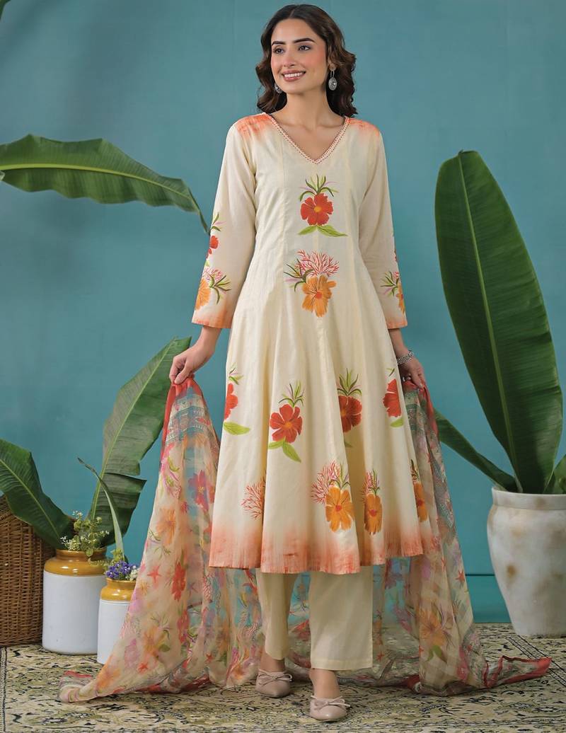 Women Floral Printed Regular Pure Cotton Kurta with Trousers & With Dupatta