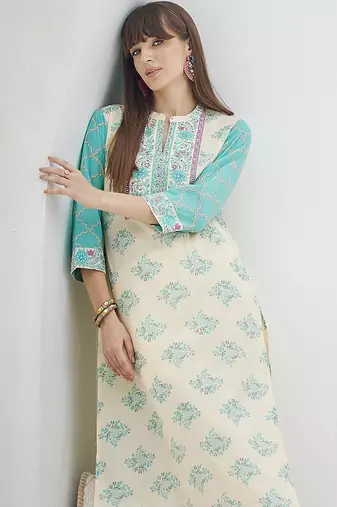 Women Floral Printed Regular Pure Cotton Kurta with Trousers