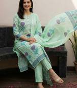 Women Floral Printed Regular Pure Cotton Kurta with Trousers & Dupatta