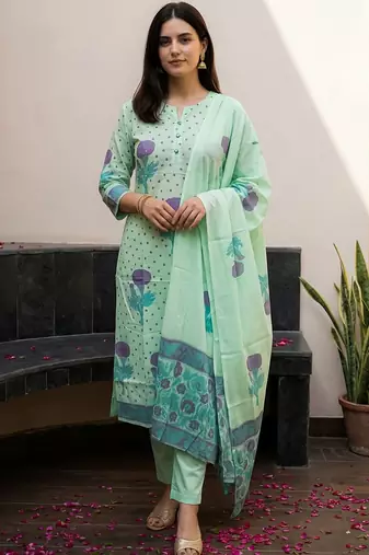 Women Floral Printed Regular Pure Cotton Kurta with Trousers & Dupatta