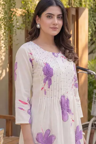 Women Floral Printed Regular Pure Cotton Kurta with Trousers