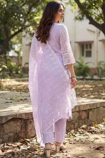 Women Ethnic Motifs Embroidered Regular Thread Work Pure Cotton Kurta with Trousers & With Dupatta