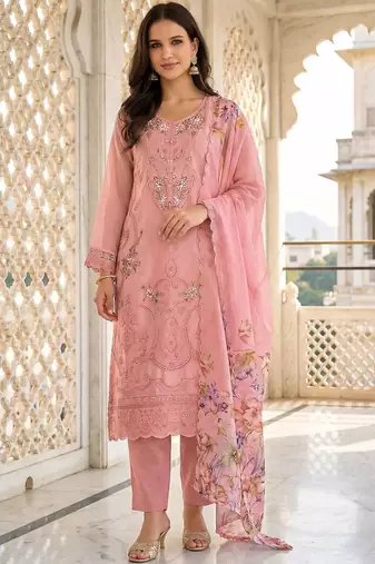 Women Floral Embroidered Regular Thread Work Kurta with Trousers & With Dupatta