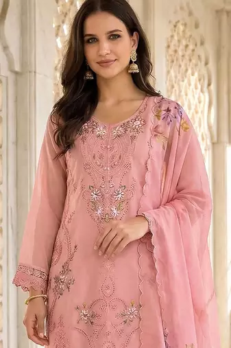 Women Floral Embroidered Regular Thread Work Kurta with Trousers & With Dupatta