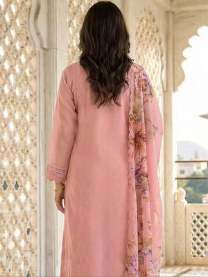 Women Floral Embroidered Regular Thread Work Kurta with Trousers & With Dupatta 4