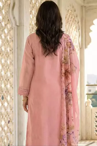 Women Floral Embroidered Regular Thread Work Kurta with Trousers & With Dupatta