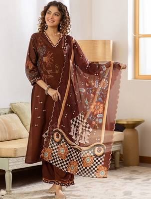 Women Ethnic Motifs Printed Regular Thread Work Kurta with Trousers & With Dupatta 1