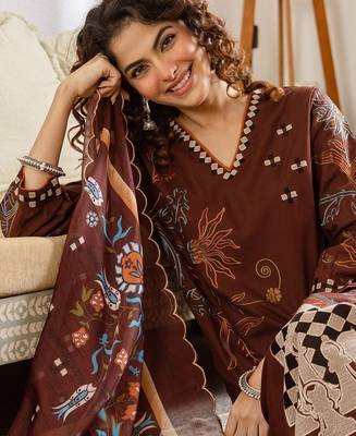 Women Ethnic Motifs Printed Regular Thread Work Kurta with Trousers & With Dupatta 2