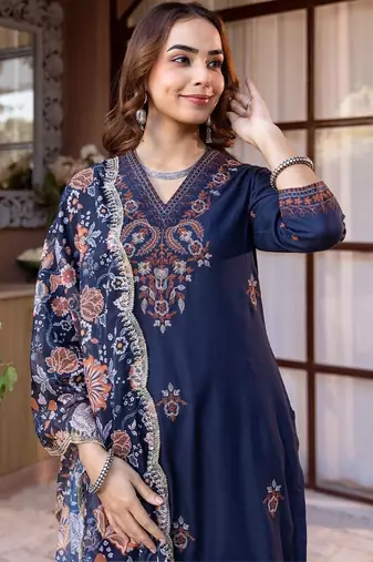 Women Ethnic Motifs Embroidered Regular Thread Work Kurta with Trousers & With Dupatta