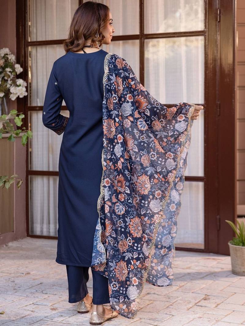 Women Ethnic Motifs Embroidered Regular Thread Work Kurta with Trousers & With Dupatta