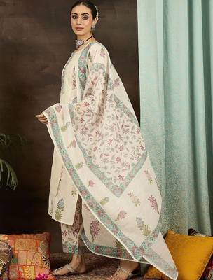 Women Floral Printed Regular Thread Work Kurta with Trousers & With Dupatta 6