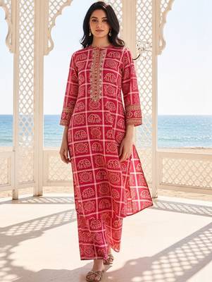Women Bandhani Printed Regular Pure Cotton Kurta with Palazzos 1
