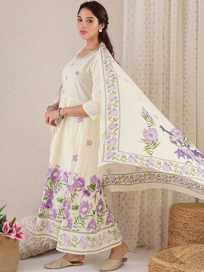 Women Floral Printed Regular Pure Cotton Kurta with Trousers & With Dupatta