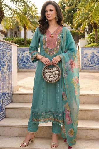 Women Floral Embroidered Regular Thread Work Pure Cotton Kurta with Trousers & With Dupatta
