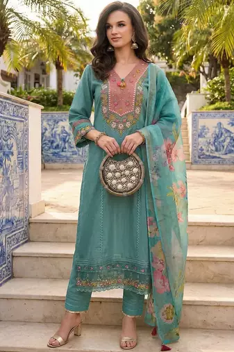 Women Floral Embroidered Regular Thread Work Pure Cotton Kurta with Trousers & With Dupatta