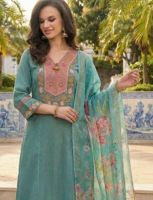 women floral embroidered regular thread work  cotton kurta with trousers & with dupatta 2