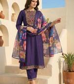 Women Floral Embroidered Regular Thread Work Kurta with Trousers & With Dupatta