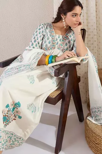 Women Floral Printed Empire Pure Cotton Kurta with Palazzos & With Dupatta