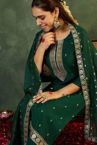 Women Ethnic Motifs Regular Kurta with Trousers & With Dupatta